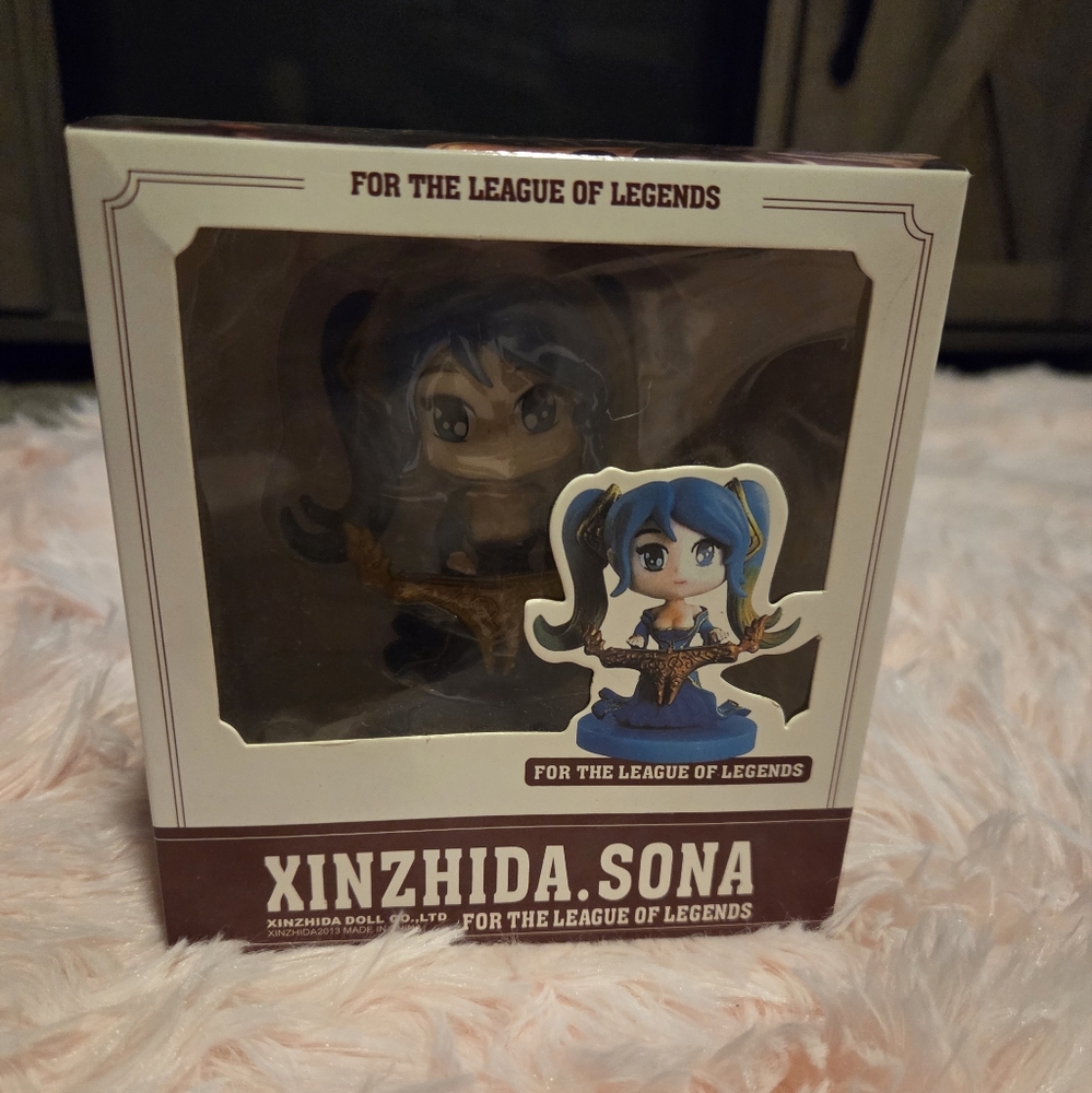 LEAGUE OF LEGENDS Figurine - SONA
